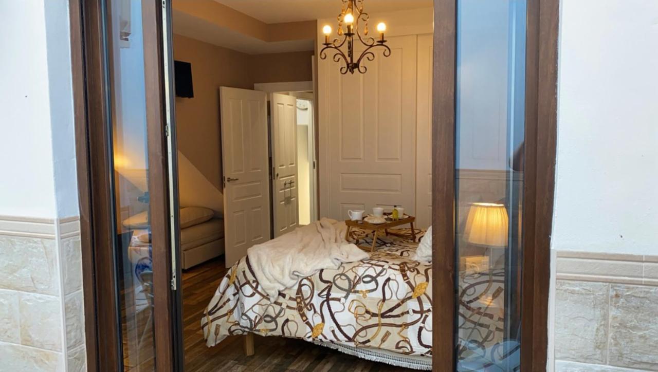 Apartamentos A Poniente Villanueva de la Concepción Exteriör bild